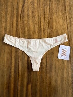 Savage X Fenty Cream panties S size